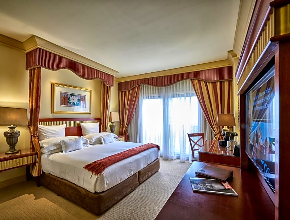 Peermont D'Oreale Grande Hotel - Image 8